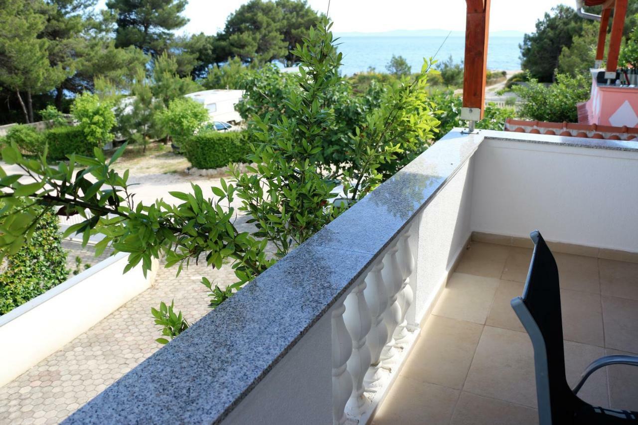 Apartments Vir Delfin Dış mekan fotoğraf