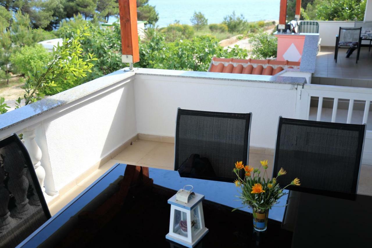Apartments Vir Delfin Dış mekan fotoğraf