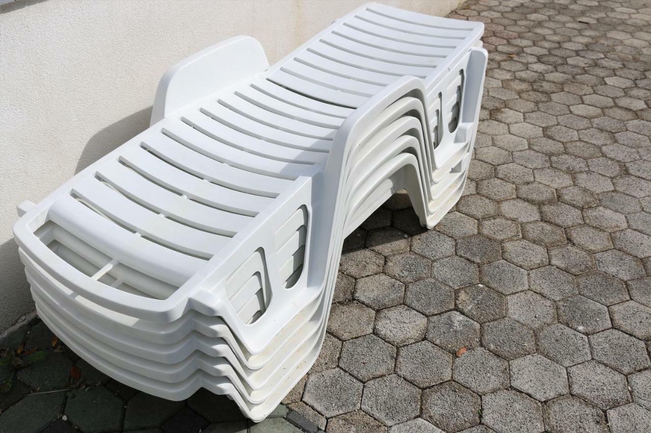 Apartments Vir Delfin Dış mekan fotoğraf
