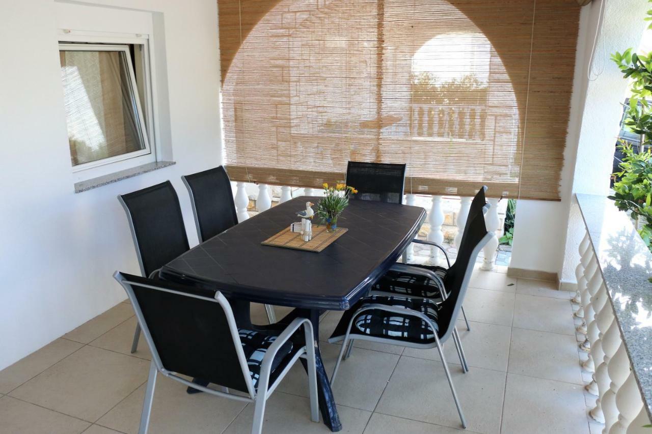 Apartments Vir Delfin Dış mekan fotoğraf