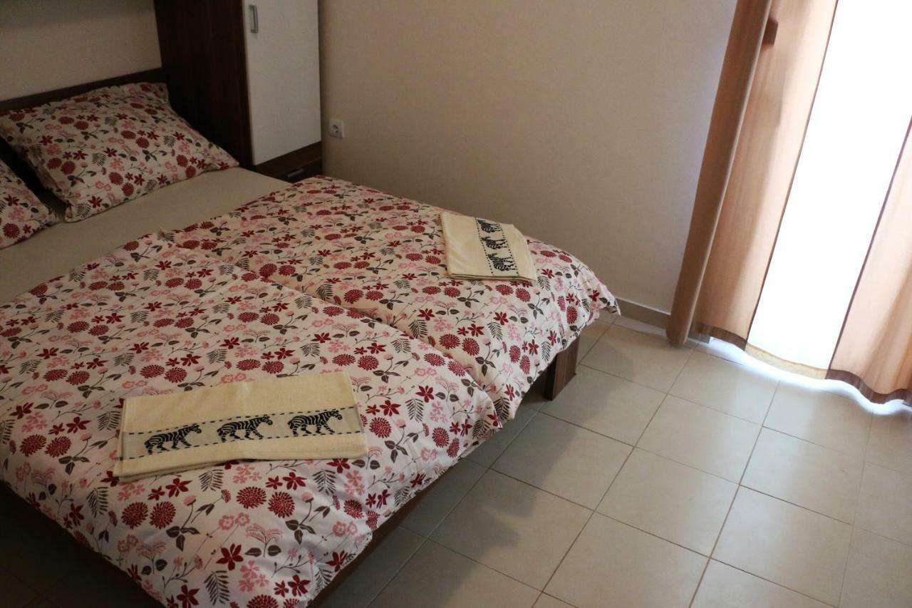 Apartments Vir Delfin Dış mekan fotoğraf