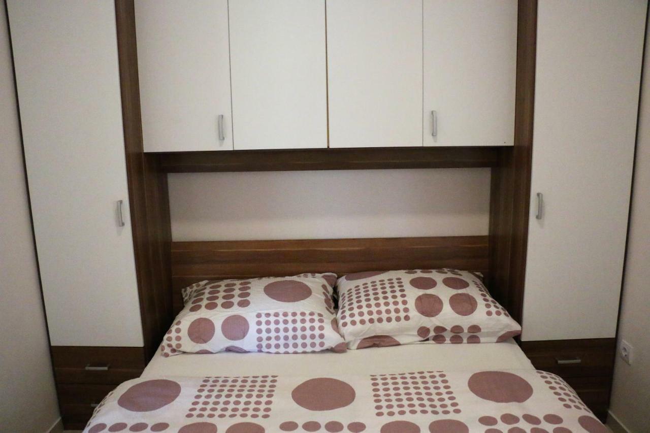 Apartments Vir Delfin Dış mekan fotoğraf