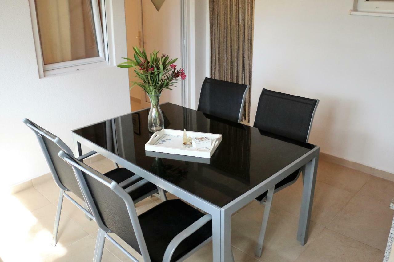Apartments Vir Delfin Dış mekan fotoğraf